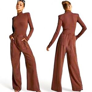 WeWoreWhat Ultra High Wide-Leg Pleated Dress Pants Trousers Size 6